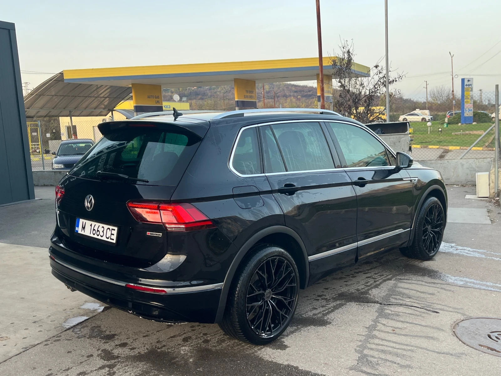 VW Tiguan 2.0TDI R-line | Mobile.bg � ����������� 5