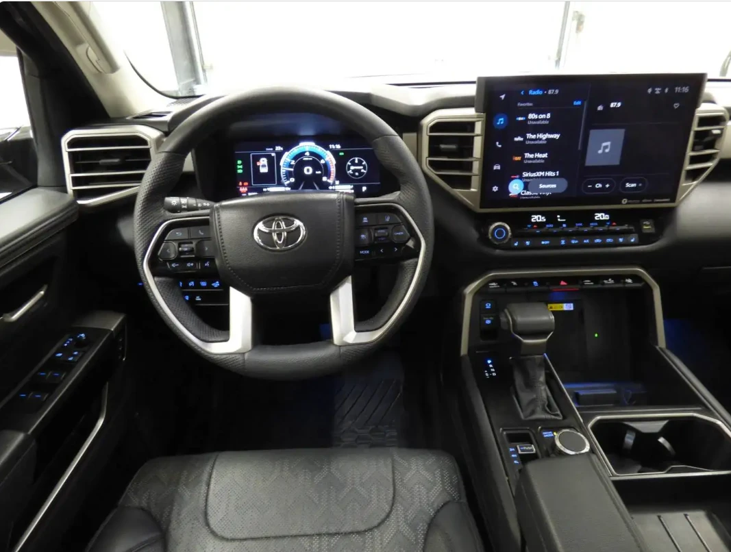 Toyota Tundra CREWMAX LIMITED 4X4 , снимка 5 - Автомобили и джипове - 54718536