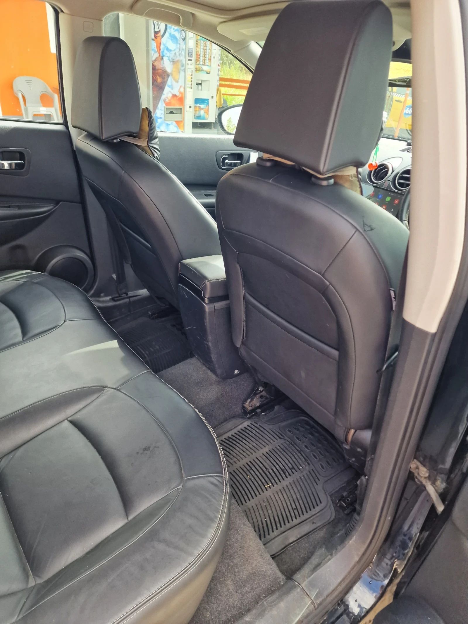Nissan Qashqai, снимка 6 - Автомобили и джипове - 54901115