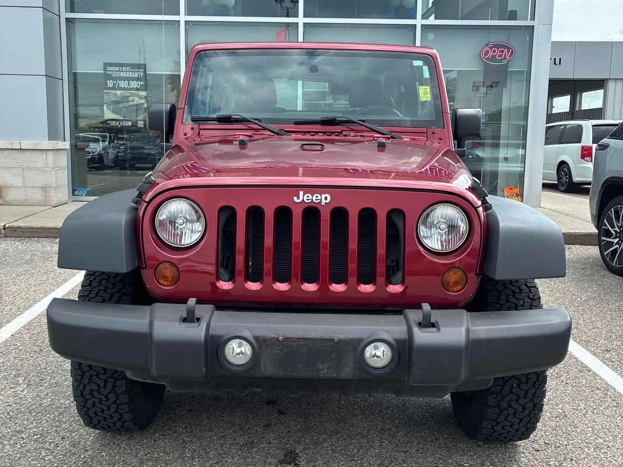 Jeep Wrangler * Sport * АВТОКРЕДИТ БЕЗ ПЪРВОНАЧАЛНА ВНОСКА* , снимка 6 - Автомобили и джипове - 55713220