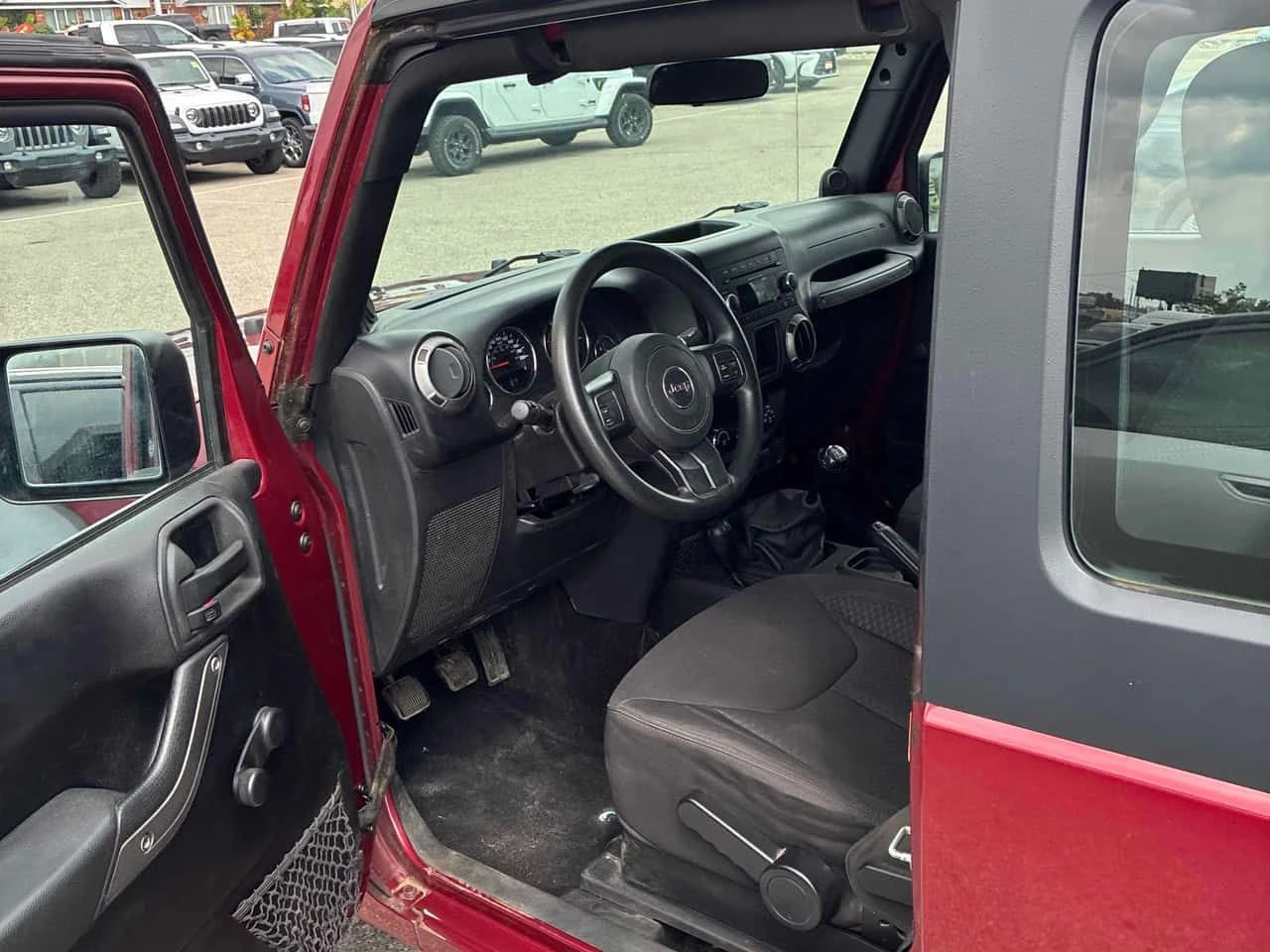 Jeep Wrangler * Sport * АВТОКРЕДИТ БЕЗ ПЪРВОНАЧАЛНА ВНОСКА* , снимка 5 - Автомобили и джипове - 55713220
