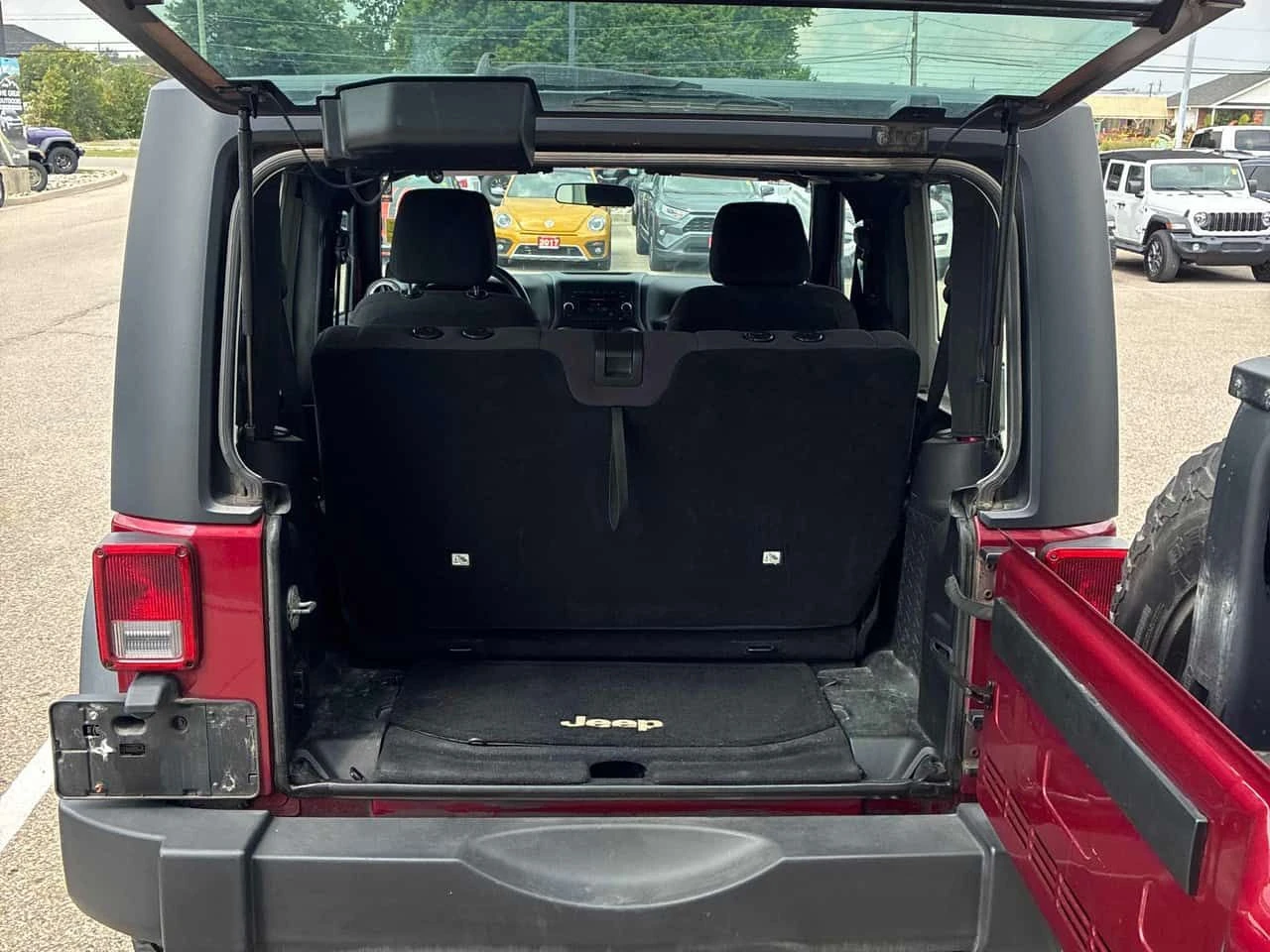 Jeep Wrangler * Sport * АВТОКРЕДИТ БЕЗ ПЪРВОНАЧАЛНА ВНОСКА* , снимка 11 - Автомобили и джипове - 55713220