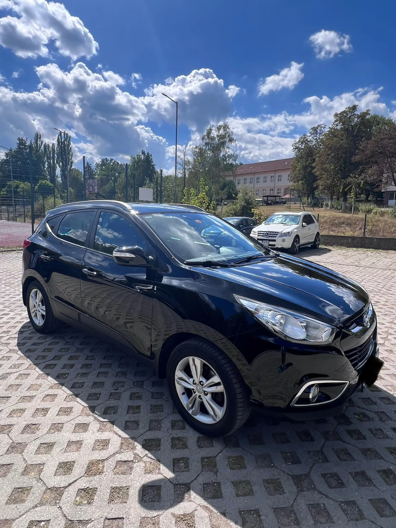 Hyundai IX35 2.0 4х4 , снимка 4 - Автомобили и джипове - 56062266
