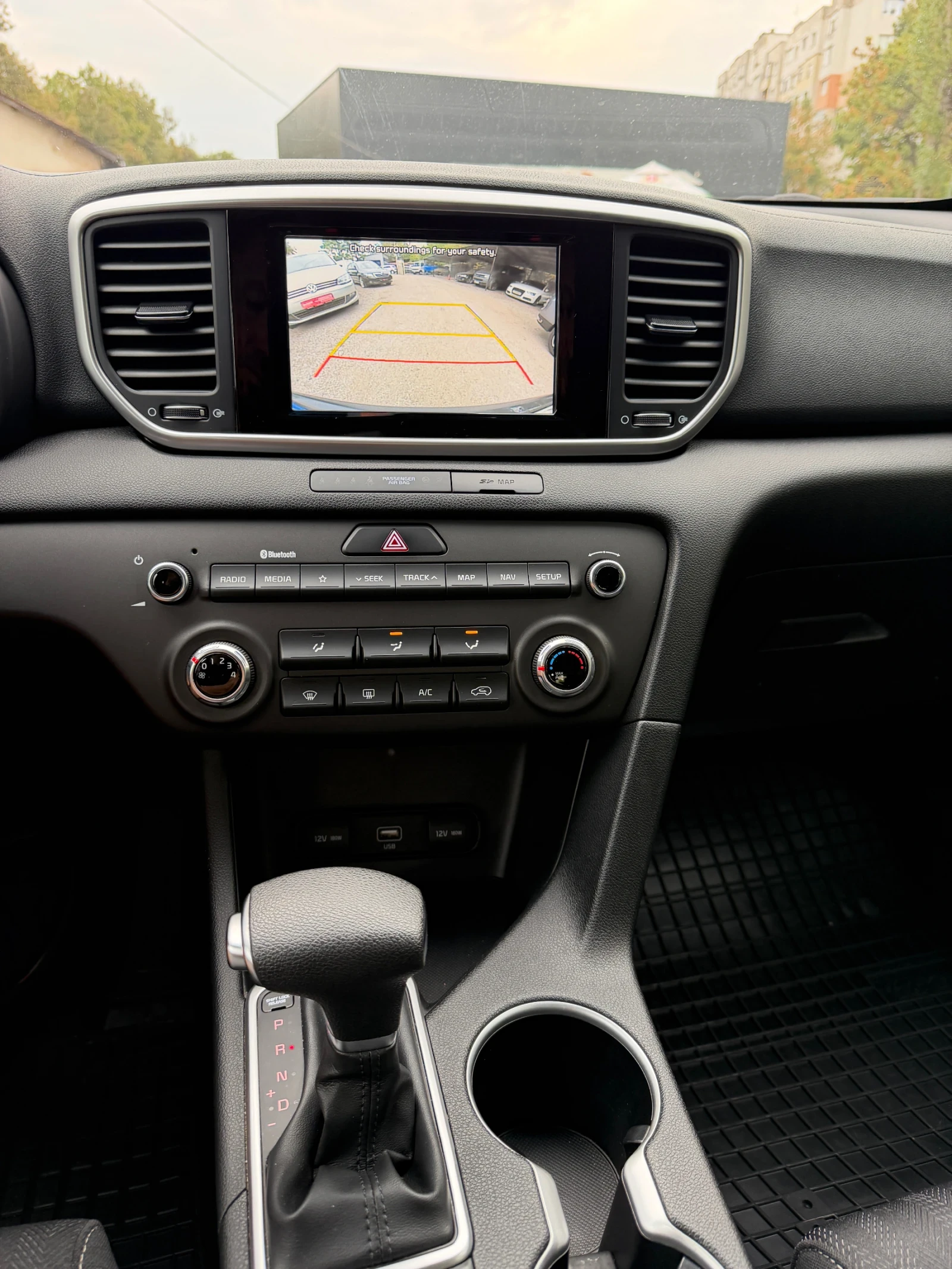 Kia Sportage 1.6 GDI 4x4 Automat 177кс, снимка 14 - Автомобили и джипове - 56173060