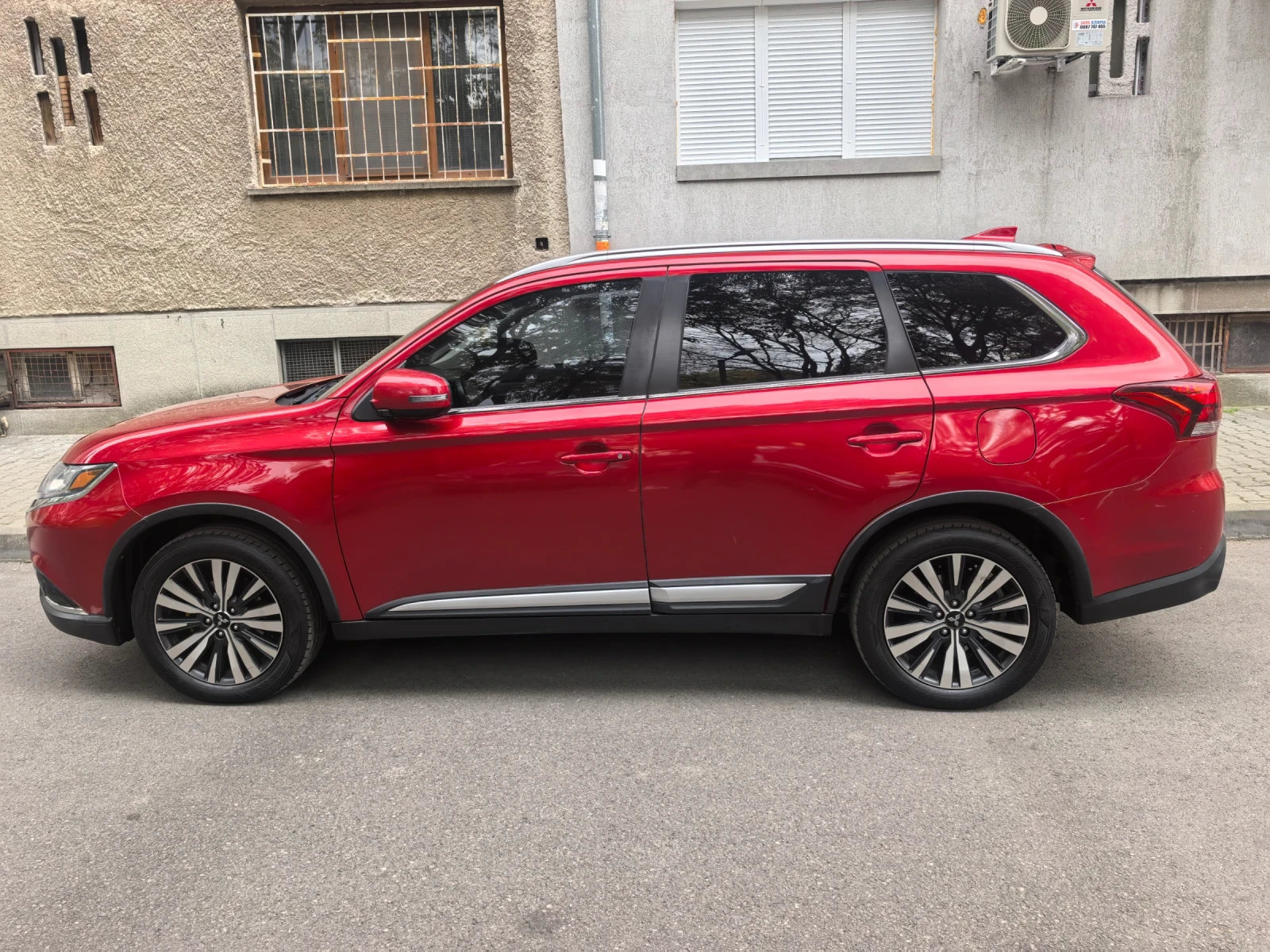 Mitsubishi Outlander XLT, снимка 4 - Автомобили и джипове - 56726726