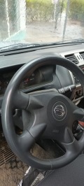 Nissan Terrano 2700, снимка 4 - Автомобили и джипове - 44601850