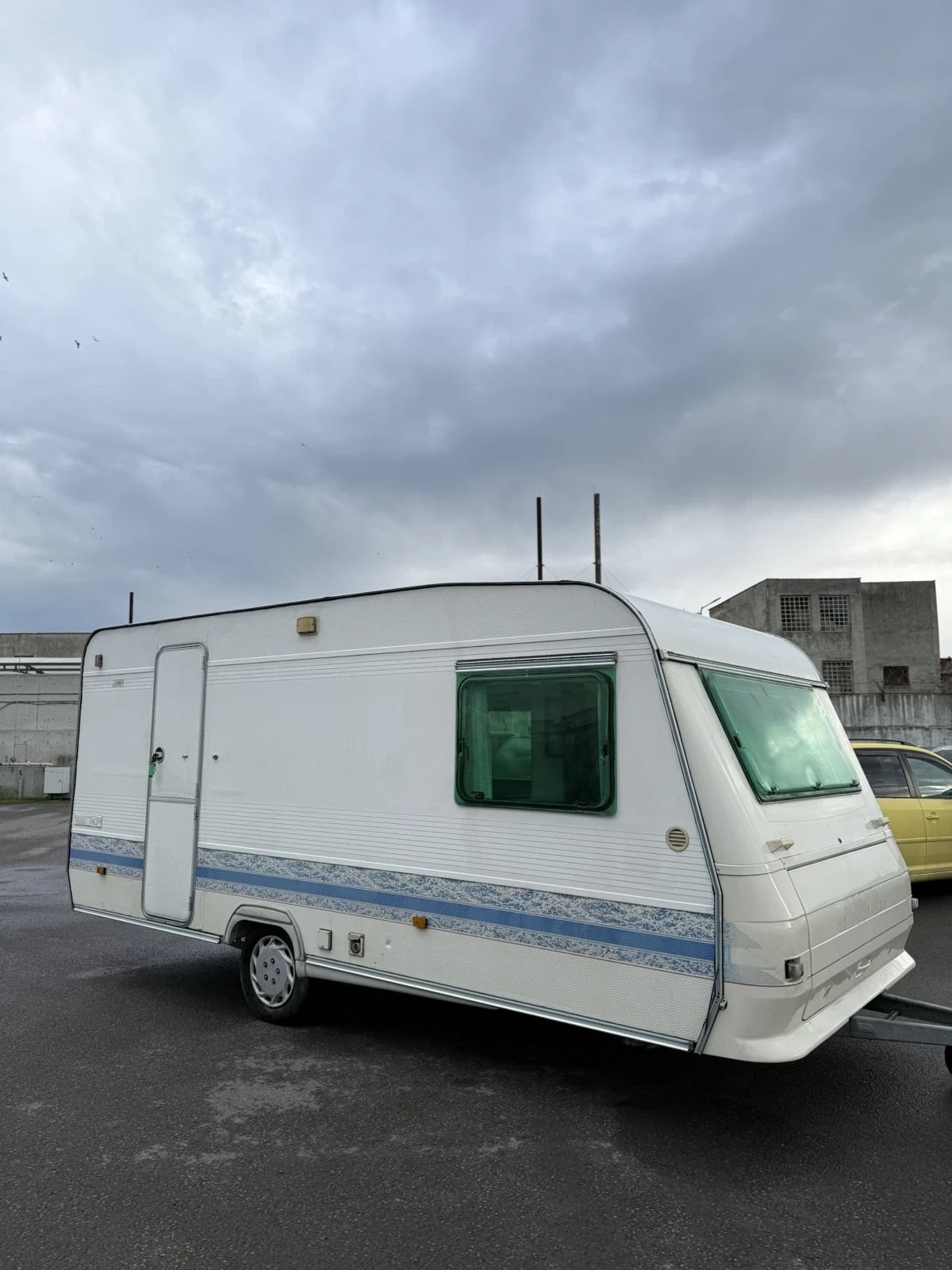 �������� Adria | Mobile.bg � ����������� 1