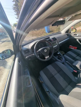 VW Golf Бензин/Газ - 5999 лв. / 3067.24 € - 64862637 8