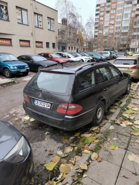 Mercedes-Benz E 220, снимка 4