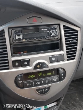 Kia Carens, снимка 6