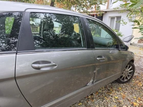 Mercedes-Benz B 180 - 890 € - 10374797 7