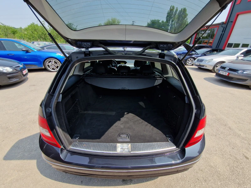 Mercedes-Benz C 220 C220/FACE/AVANTGARDE/SERVIZNA ISTORIA, снимка 17 - Автомобили и джипове - 39367068