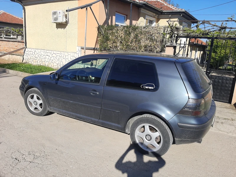 VW Golf, снимка 3 - Автомобили и джипове - 47739456