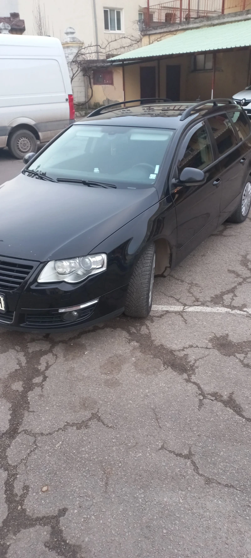 VW Passat, снимка 1 - Автомобили и джипове - 49355917