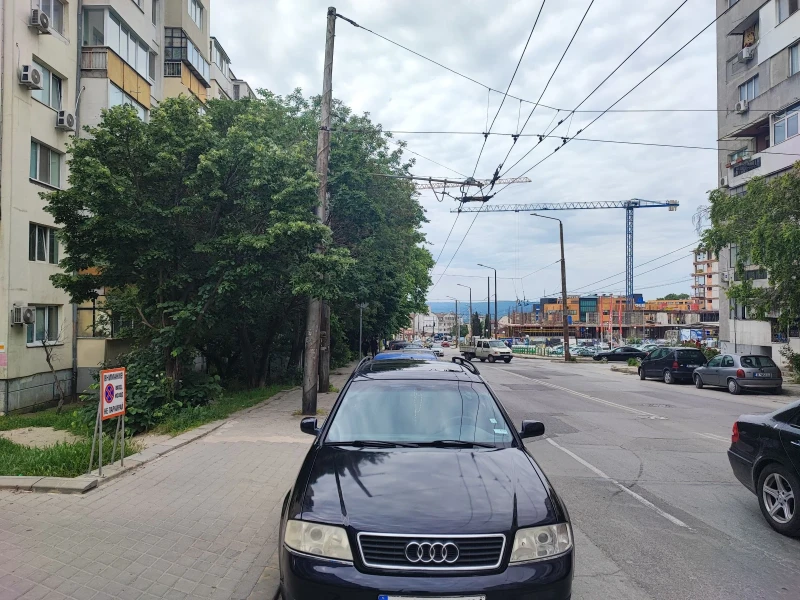 Audi A6 Комби 1.9 110 коня 1999г., снимка 1 - Автомобили и джипове - 49591908