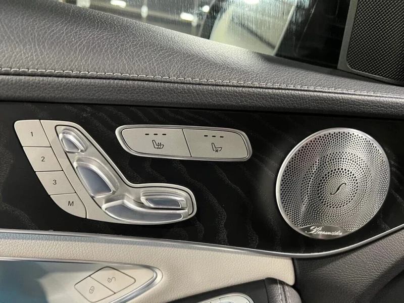 Mercedes-Benz C 43 AMG КАСКО 65 000 лв.Обдухван/Burmester/Distronic/БАРТЕ, снимка 9 - Автомобили и джипове - 50985391