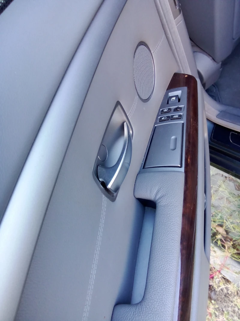 BMW 730 Газов инжекцион, рециклирана скоростна кутия , снимка 9 - Автомобили и джипове - 51390594