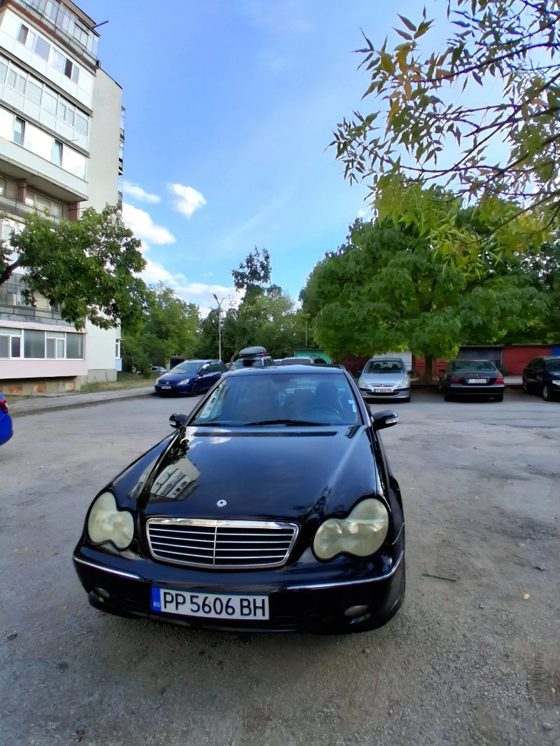 Mercedes-Benz C 180 180 Compressor, снимка 4 - Автомобили и джипове - 51980728