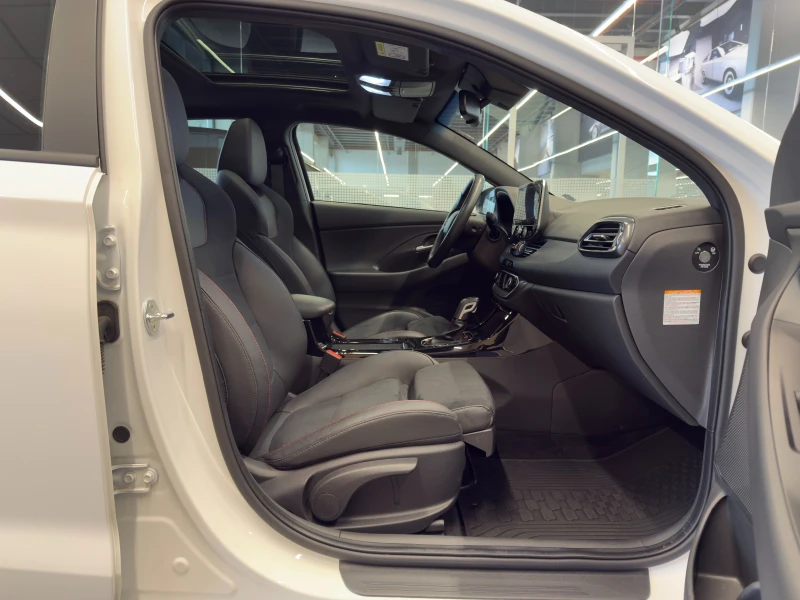 Hyundai I30 Fastback EXCLUSIVE N Line, снимка 15 - Автомобили и джипове - 52210017