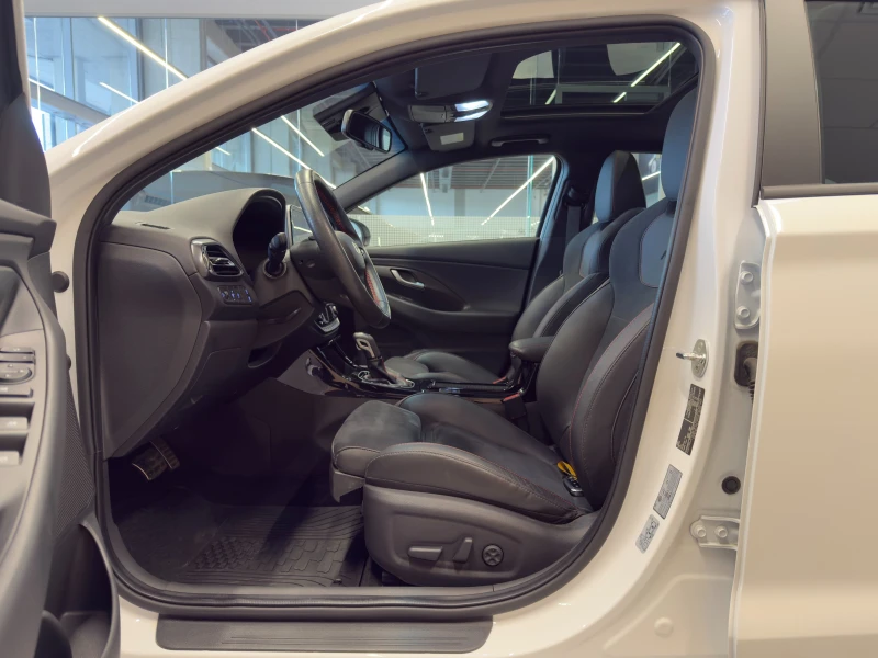 Hyundai I30 Fastback EXCLUSIVE N Line, снимка 14 - Автомобили и джипове - 52210017