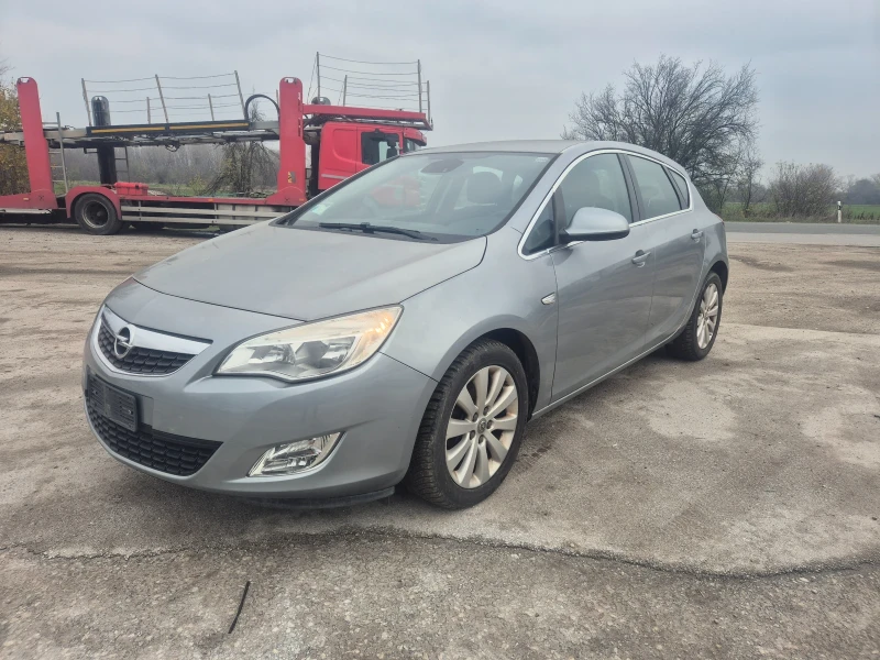 Opel Astra 1.7CDTI, 125k.c., снимка 10 - Автомобили и джипове - 52650044