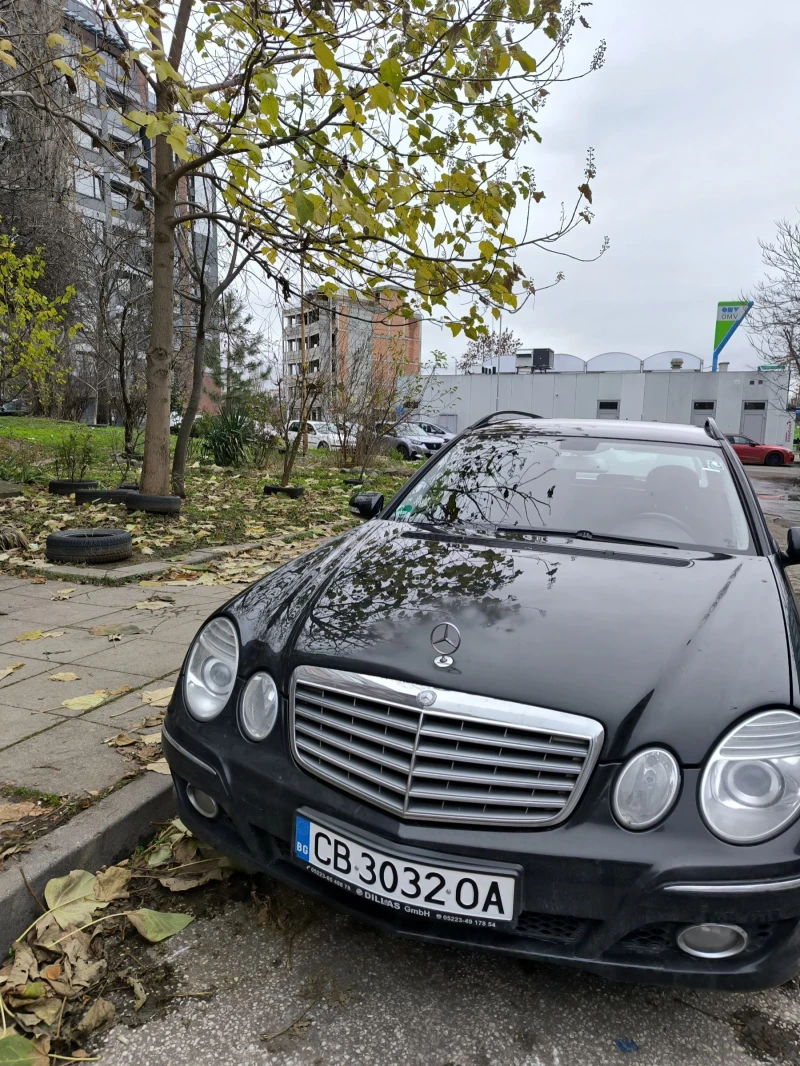 Mercedes-Benz E 220, снимка 2 - Автомобили и джипове - 52671908