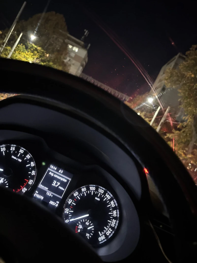 Skoda Octavia Greenline , снимка 8 - Автомобили и джипове - 52851660