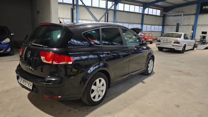 Seat Altea 1.4 FSI, снимка 11 - Автомобили и джипове - 52860879