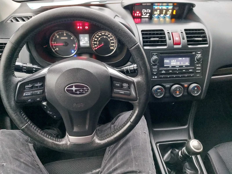 Subaru XV 2.0, 4x4, 6ск, снимка 11 - Автомобили и джипове - 53503853
