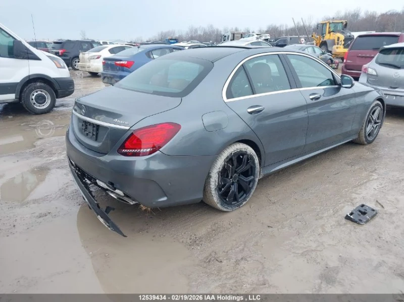 Mercedes-Benz C 300 AMG* BURMESTER* 4MATIC* Face* Digital, снимка 4 - Автомобили и джипове - 53591655