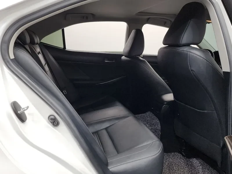 Lexus IS 200 T Supreme | Mobile.bg � ����������� 11