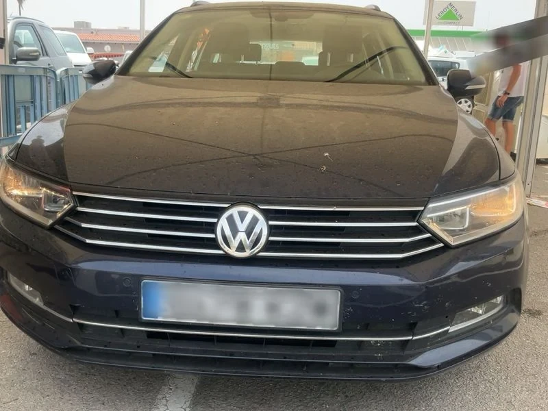 VW Passat 1.6 TDI Comfortline BlueMotion Tech, снимка 9 - Автомобили и джипове - 55467723
