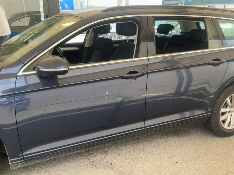 VW Passat 1.6 TDI Comfortline BlueMotion Tech, снимка 4 - Автомобили и джипове - 55467723