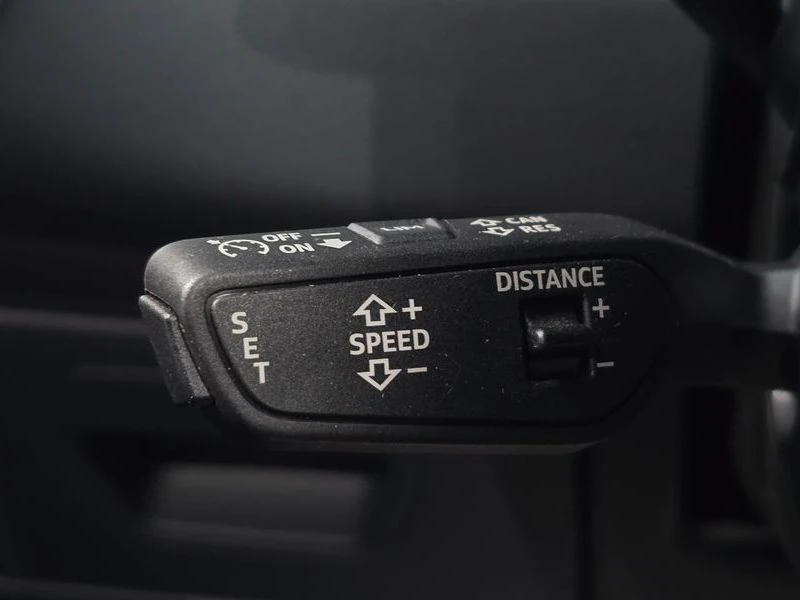 Audi A6 2.0 Automatic, снимка 14 - Автомобили и джипове - 55960309