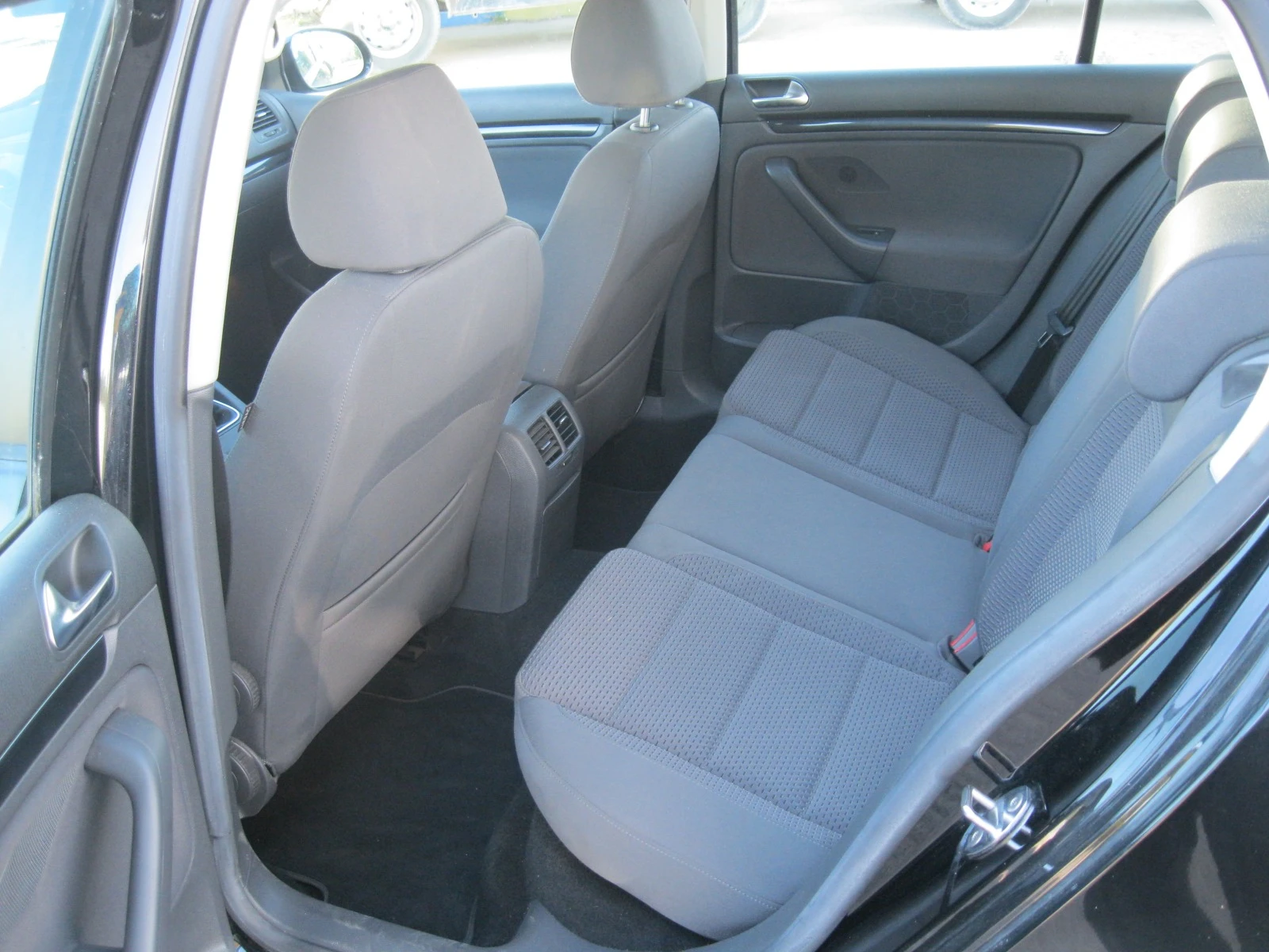 VW Golf 5 LIM .GT | Mobile.bg — изображение 12