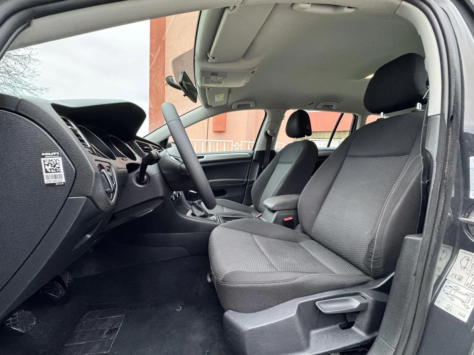 VW Golf 1.6TDI - изображение 10