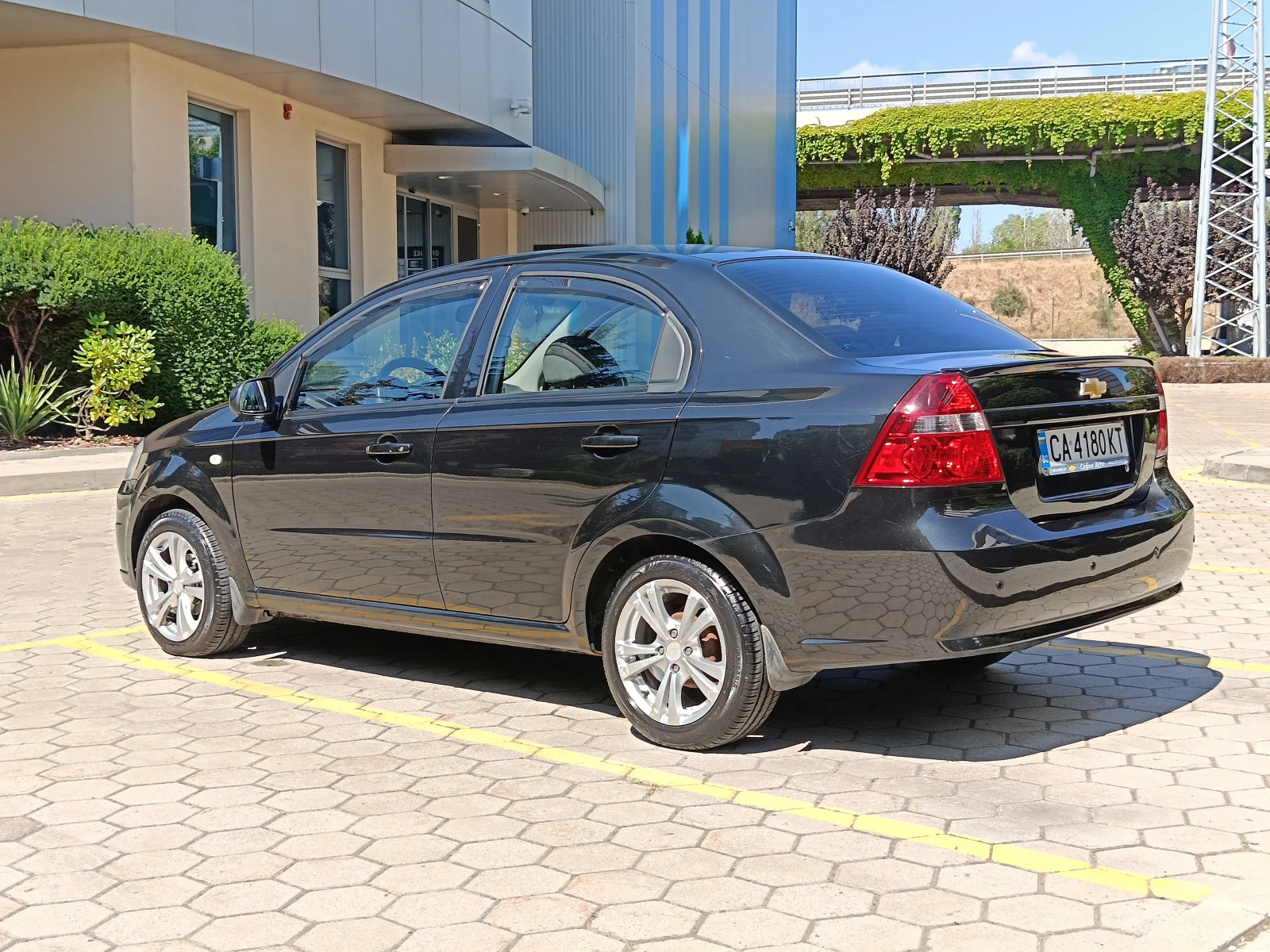 Chevrolet Aveo  - изображение 3