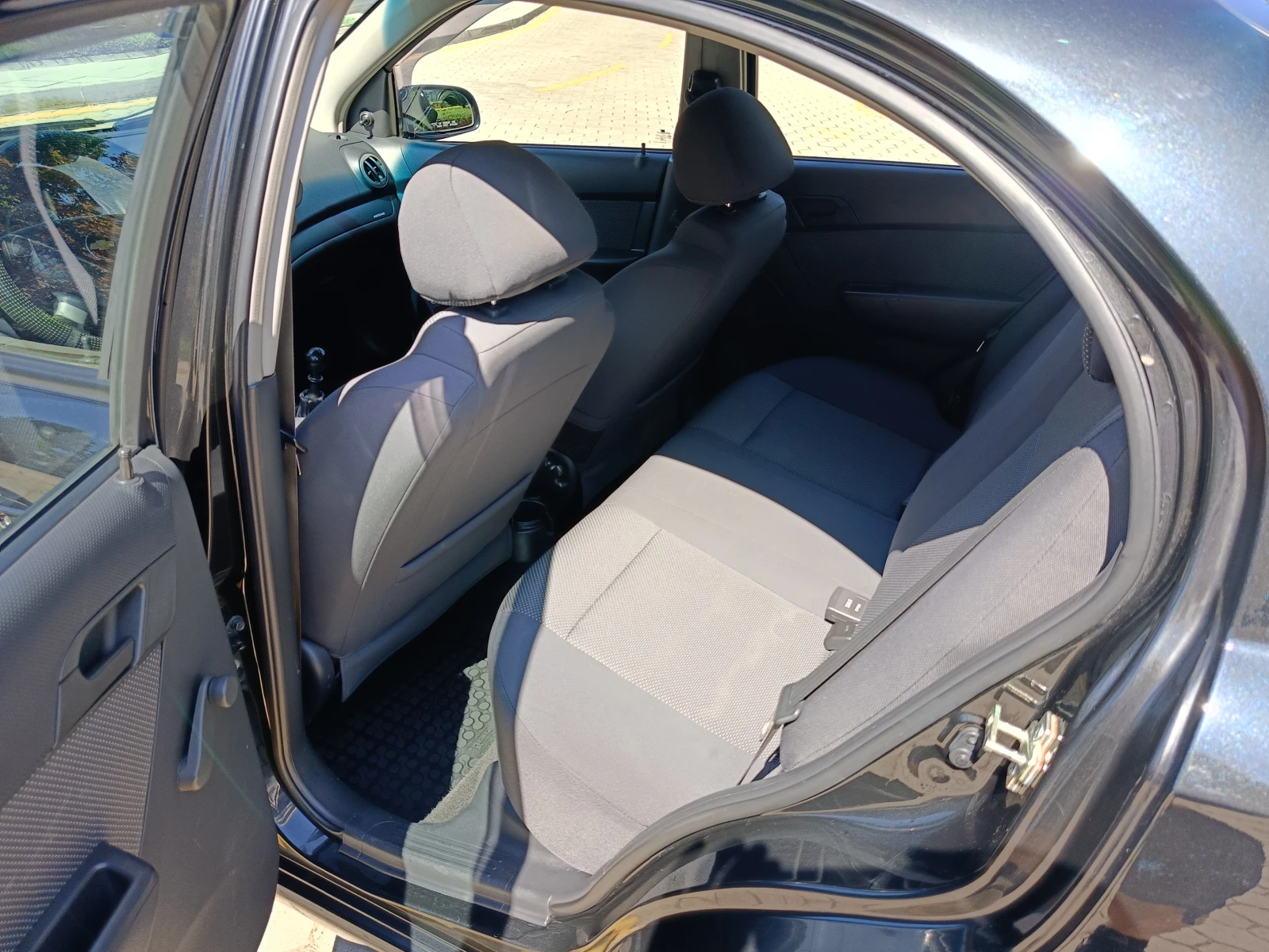 Chevrolet Aveo  - изображение 9