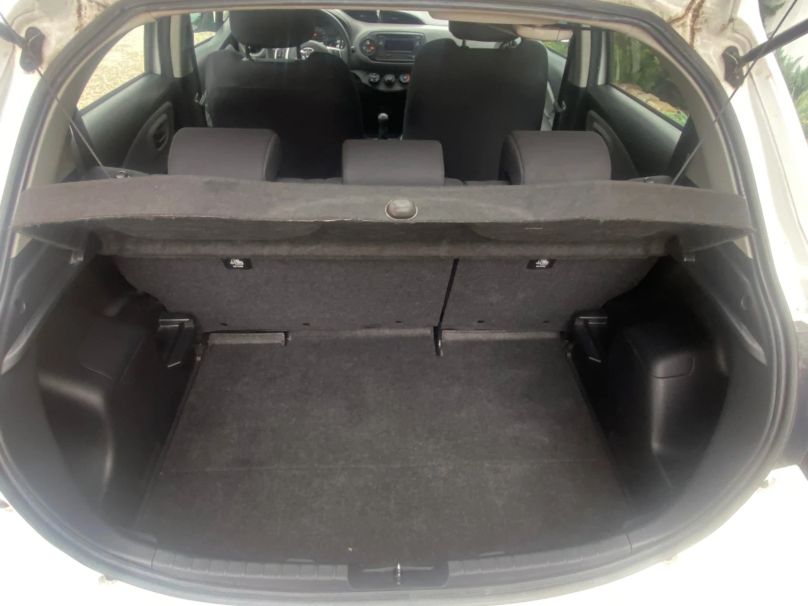 Toyota Yaris 1000 vvt-I  - изображение 7