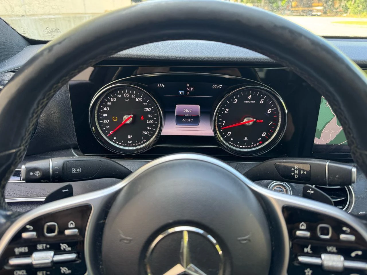 Mercedes-Benz E 300 4MATIC * * CARFAX * * АВТОКРЕДИТ * *  - изображение 9