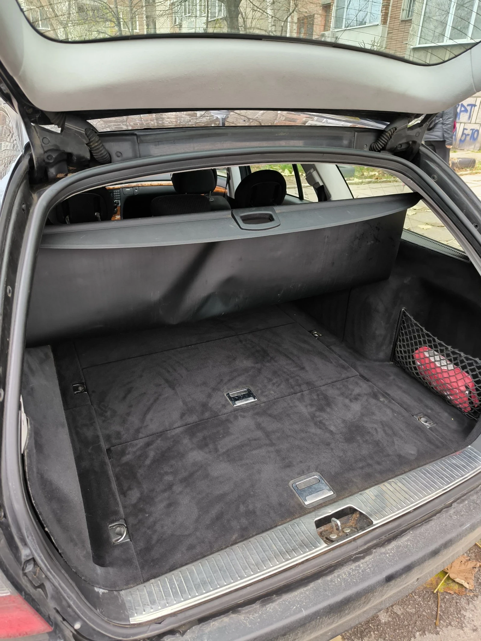 Mercedes-Benz E 220  - изображение 6