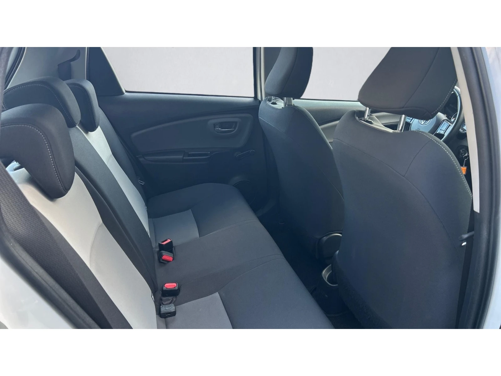 Toyota Yaris Месечна вноска от 110   - изображение 7