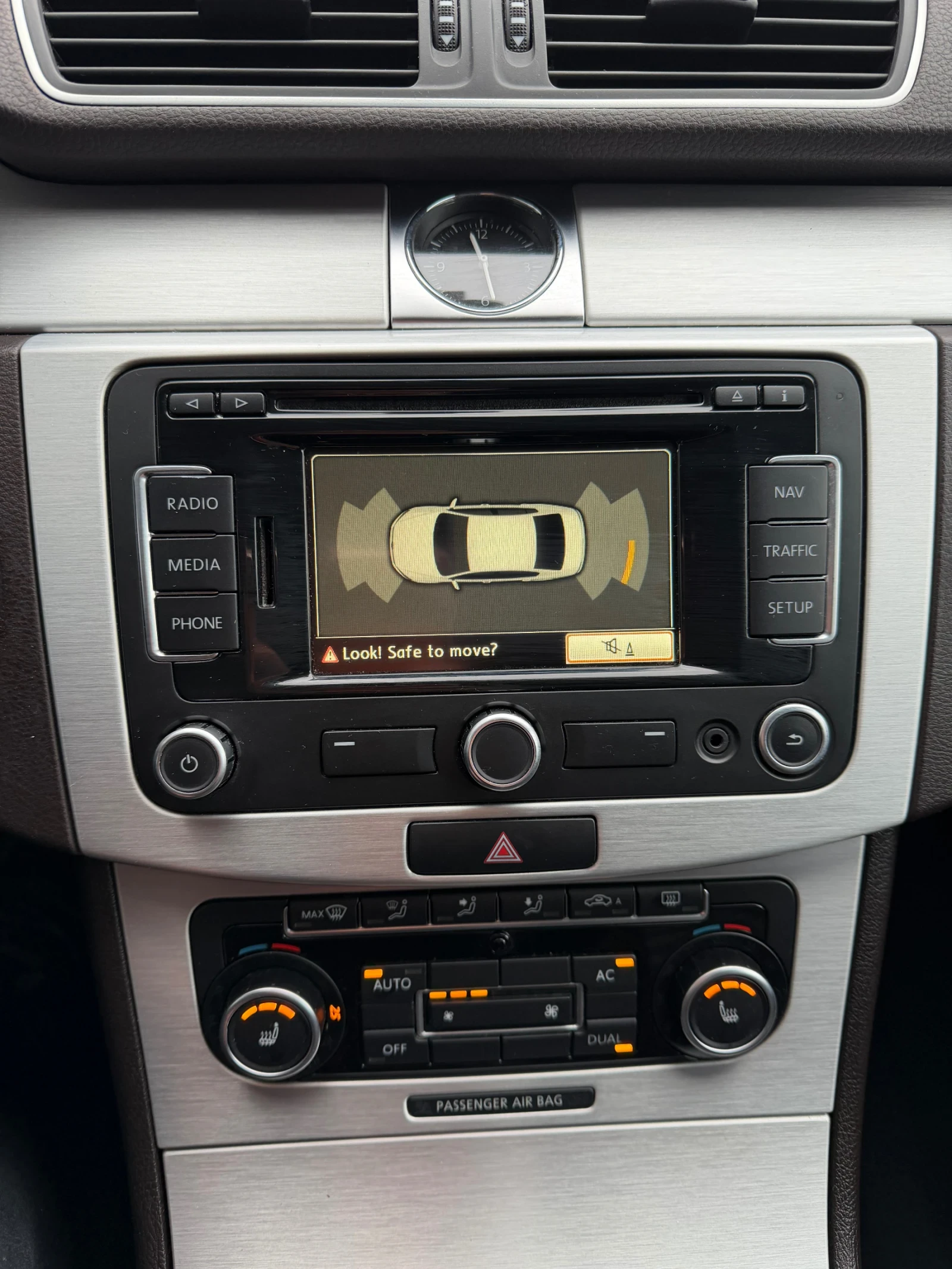 VW Passat 1.6 TDI  | Mobile.bg � ����������� 11