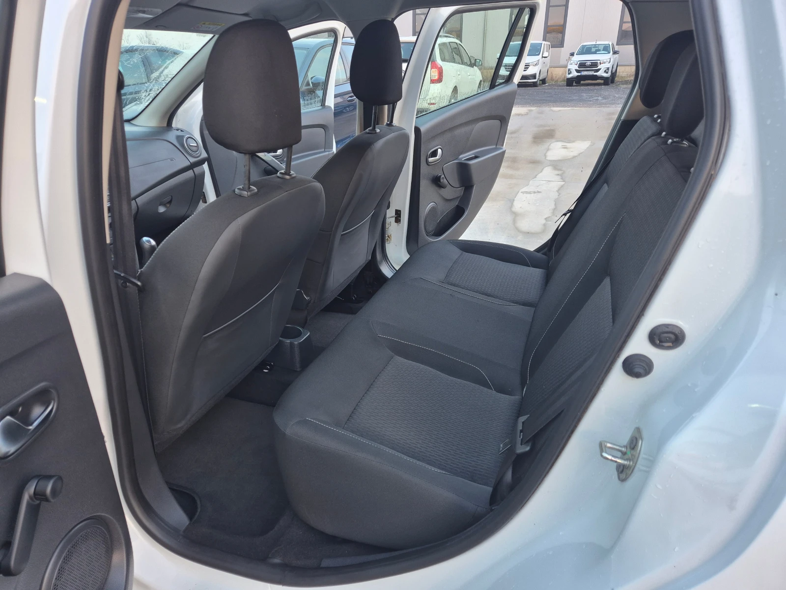 Dacia Logan 1.5D-M/T | Mobile.bg � ����������� 12