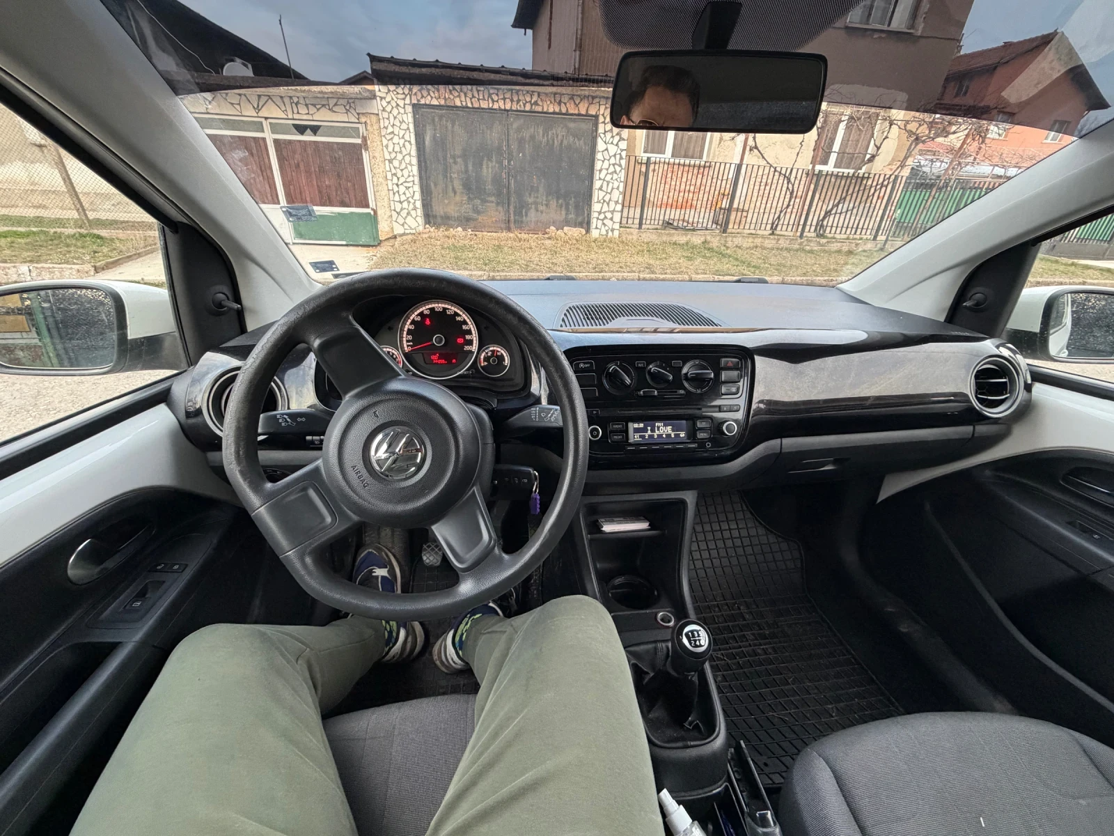 VW Up Метан/Купувана от БГ/Сервизна История, снимка 5 - Автомобили и джипове - 53758413