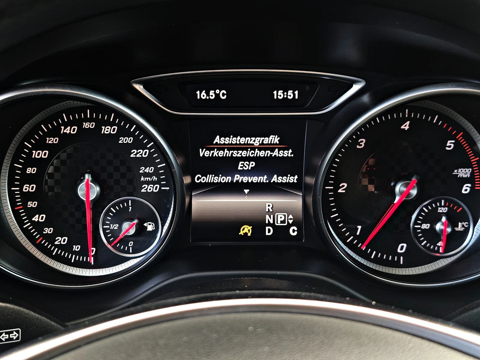 Mercedes-Benz A 200 AMG/LED/FACE/GERMANY/CAMERA/START-STOP/AUTO H/LIZ, снимка 10 - Автомобили и джипове - 53823427