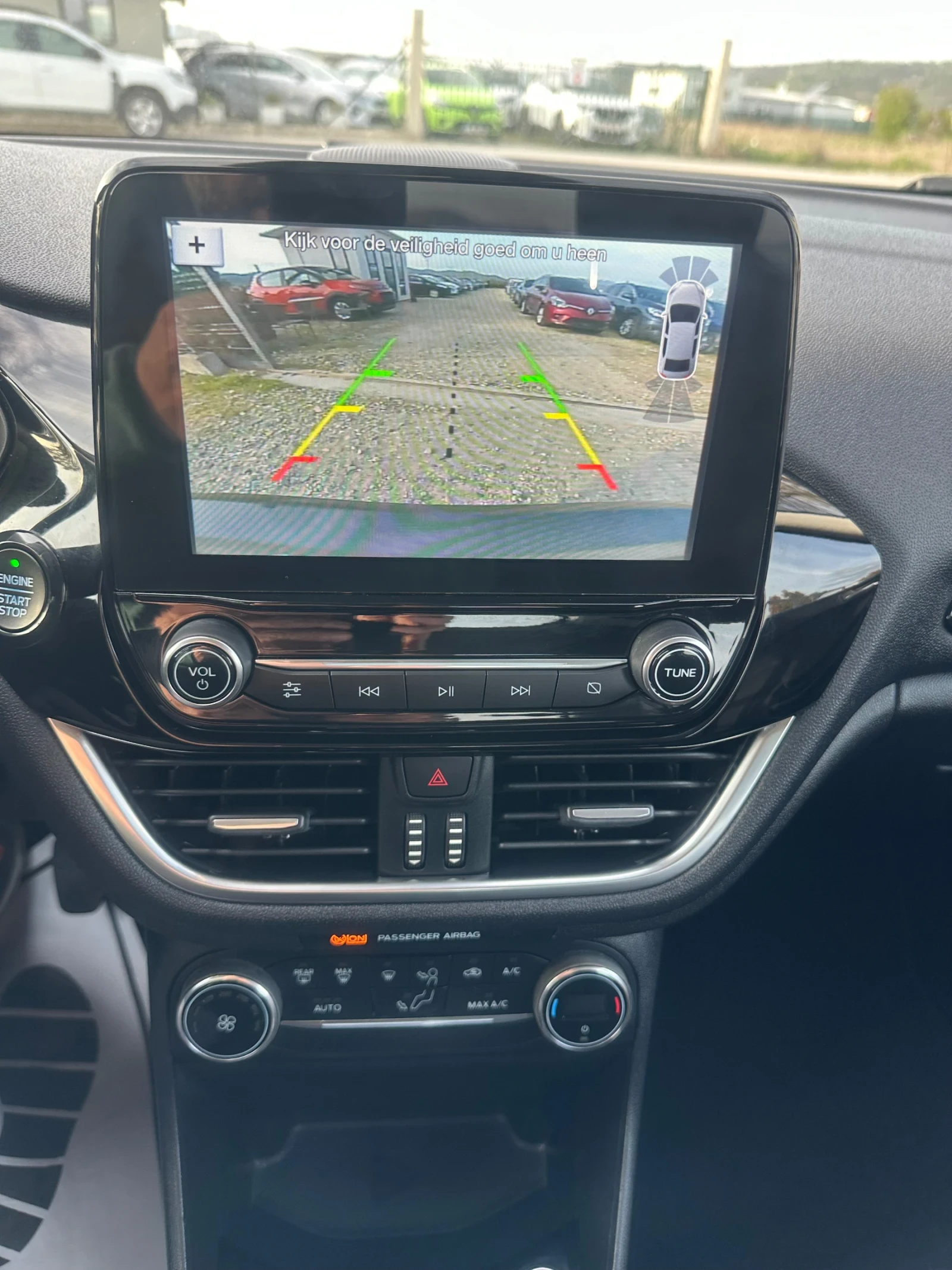 Ford Fiesta, снимка 10 - Автомобили и джипове - 54237322