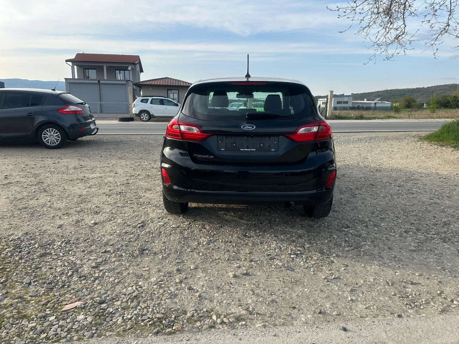 Ford Fiesta, снимка 6 - Автомобили и джипове - 54237322