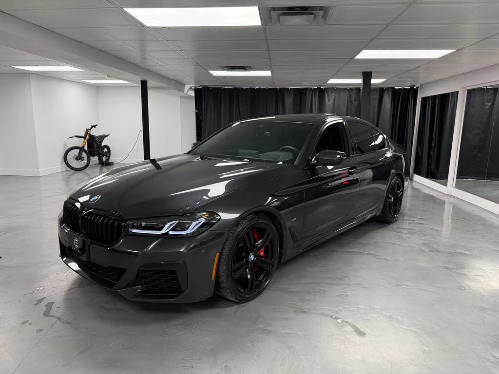BMW 550 * М-Package* * HeadUp* AвтоКредит* (ЦЕНА ДО БГ)
