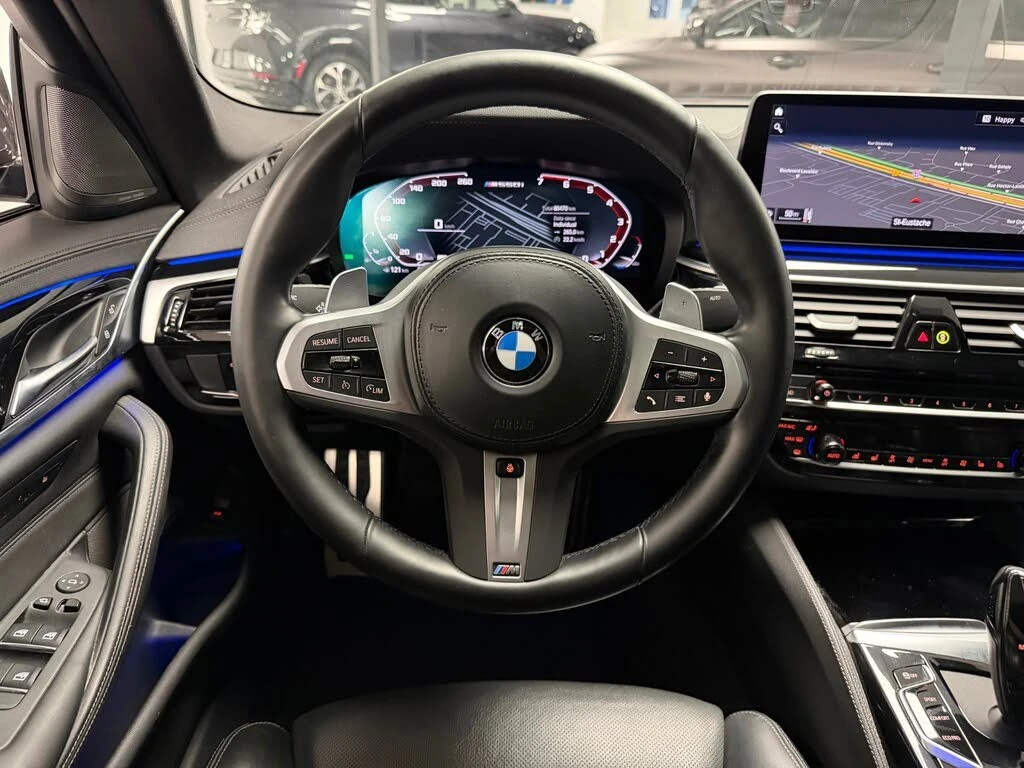 BMW 550 * М-Package* * HeadUp* AвтоКредит* (ЦЕНА ДО БГ), снимка 13 - Автомобили и джипове - 54434073